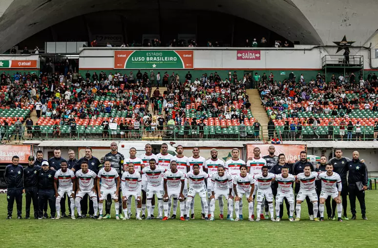 Jogadores da Portuguesa x Maringá